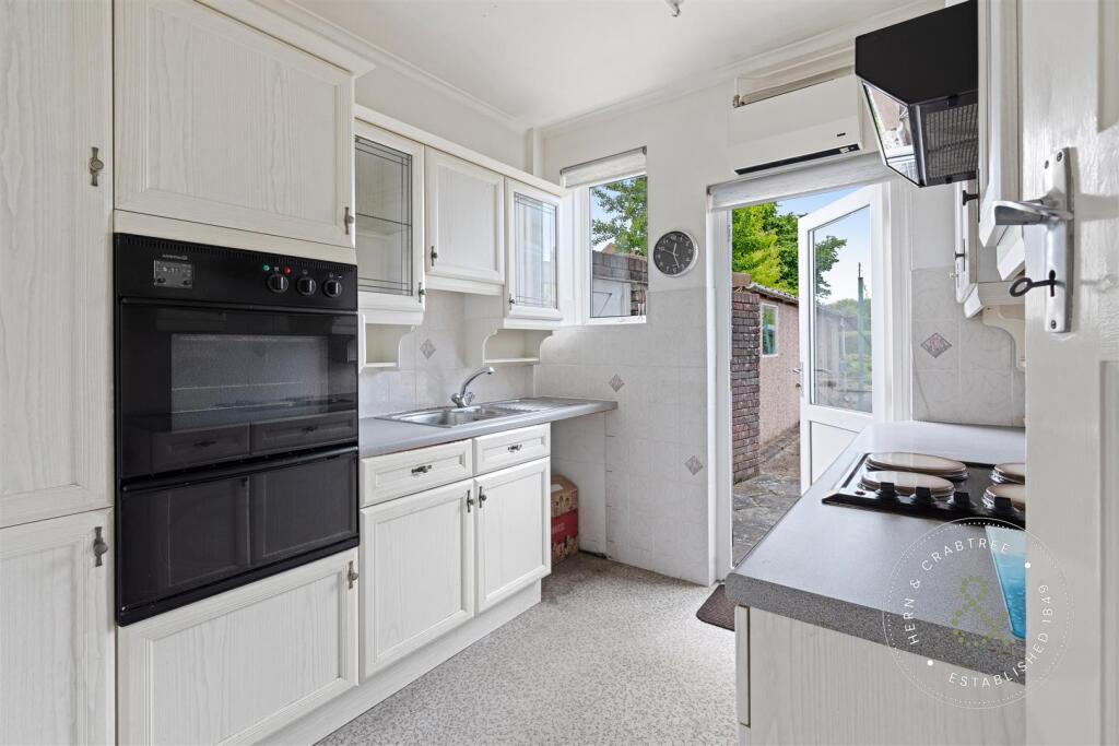 Greenwood Road, Llandaff (3).jpg