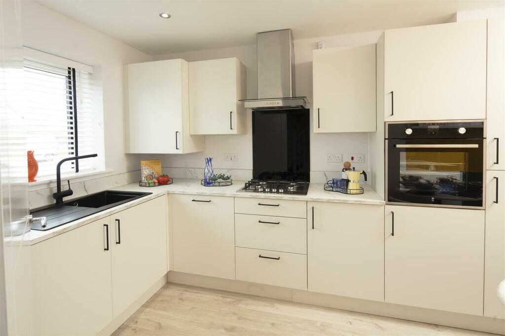 Kitchen/dining area