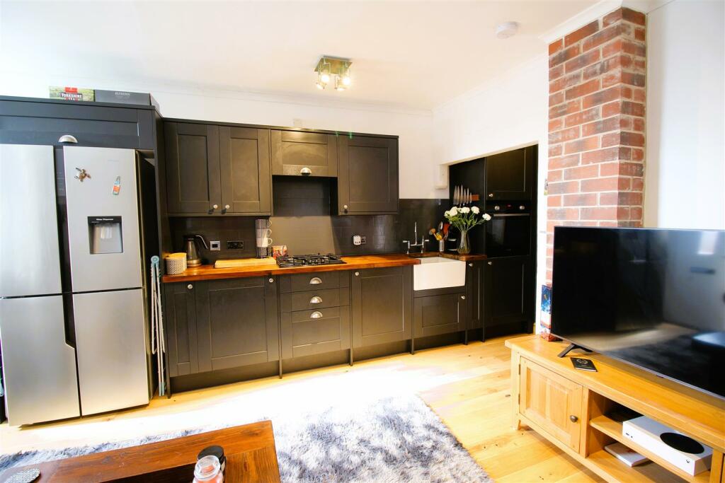 Kitchen/Lounge