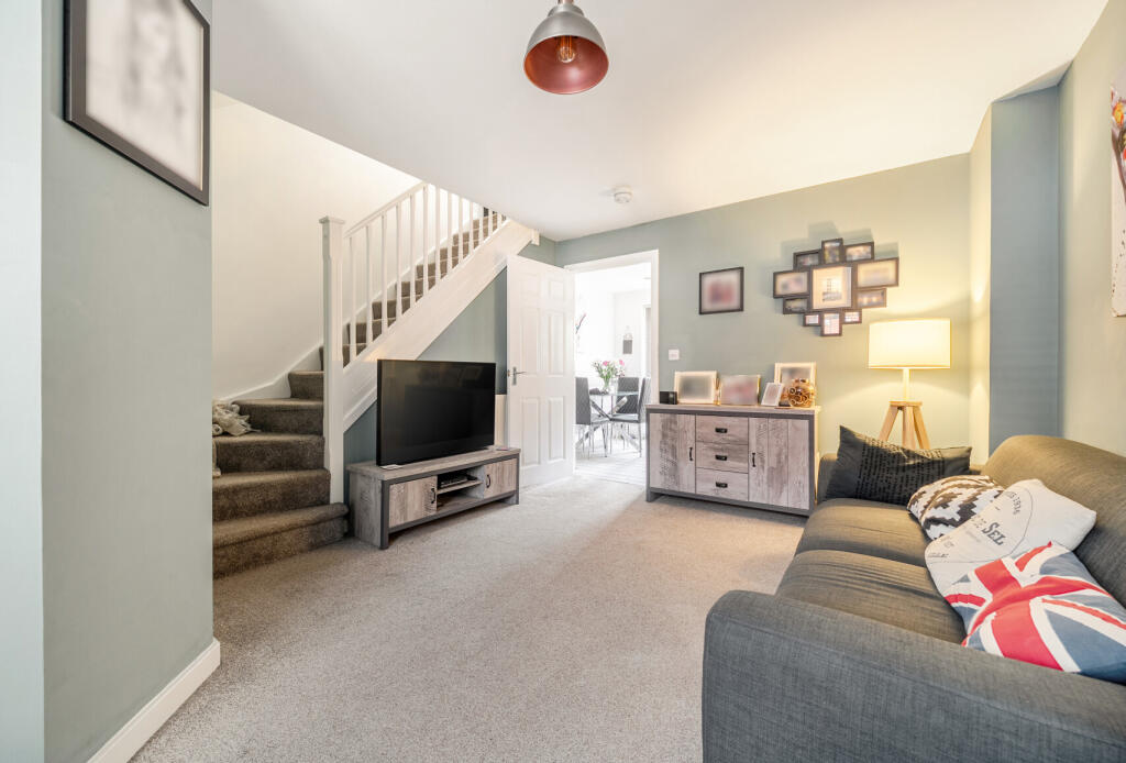 1380910-8-6926fbf...