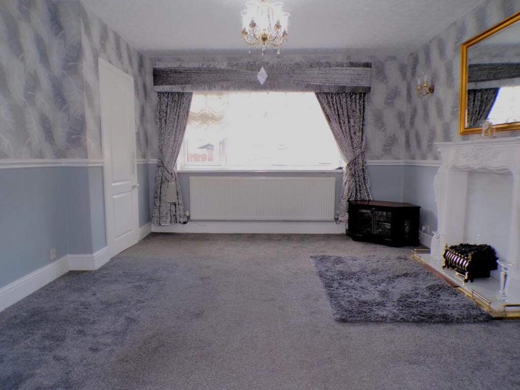 CambridgeRd14lnge2.JPG