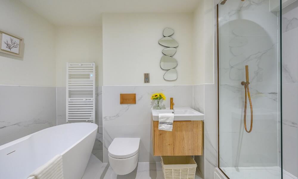 Master ensuite