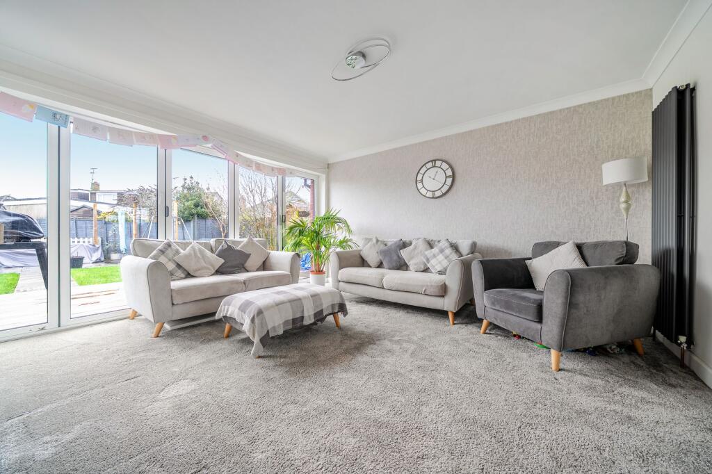 Hart Plain Avenue, Waterlooville, PO8