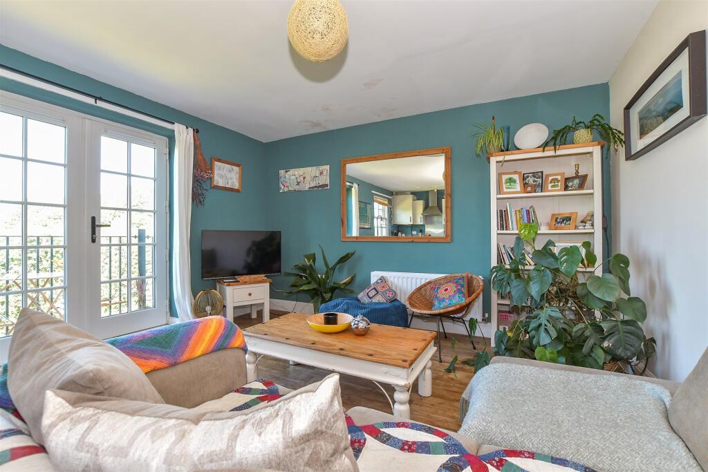 Lounge/ Kitchen/ Diner