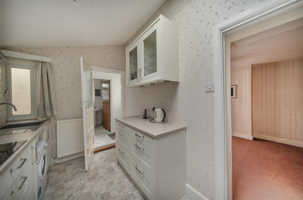 1305868-7-6846c68...