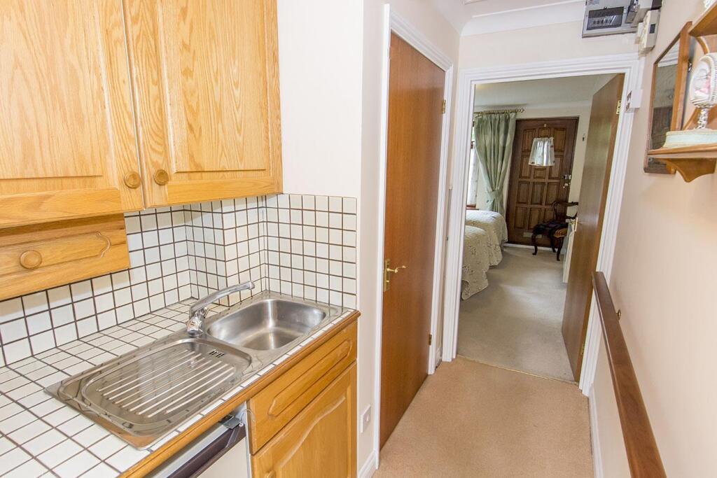 Annexe kitchenette