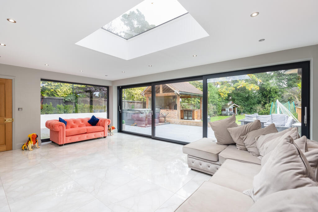 Welham Road 13 Family Room