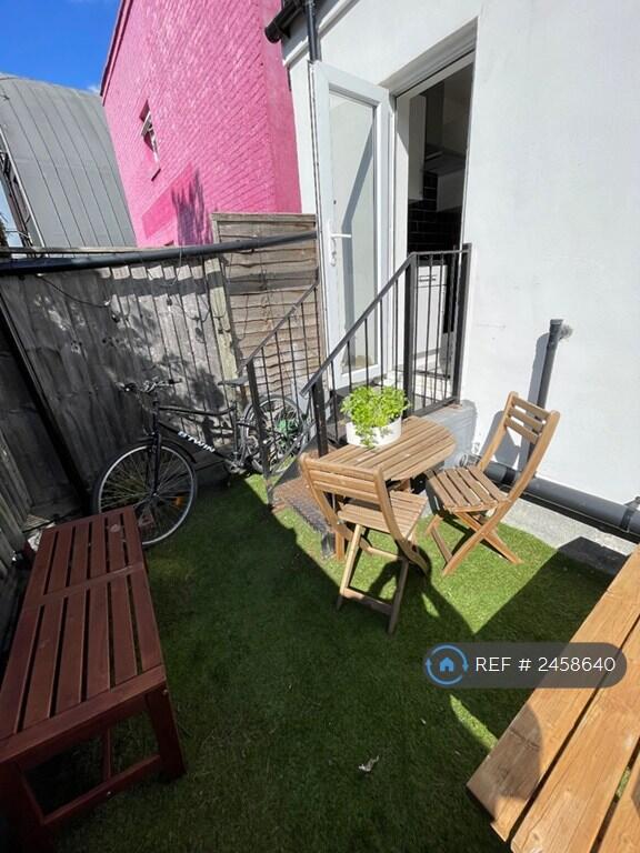 Roof Terrace 