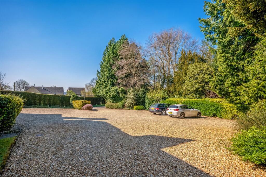 8 Wychwood House-14.jpg