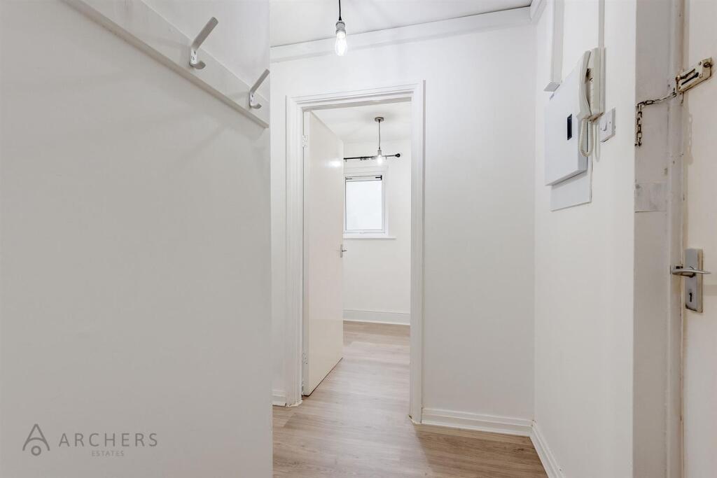 109WestminsterAvenue(Interior)(20of21).jpg