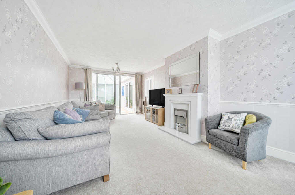 1363272-15-68e7de...