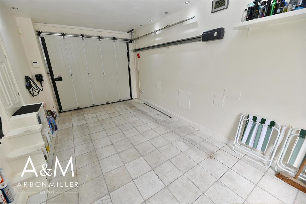 Attached Garage