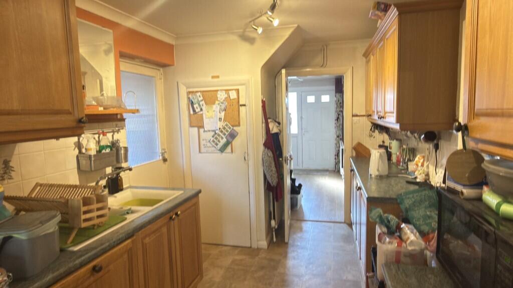 Kitchen/Family 4
