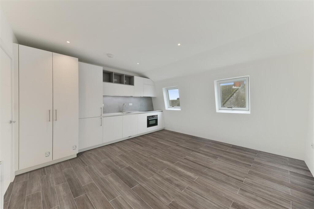 HIGH STREET, 266, FLAT 3-9.jpg