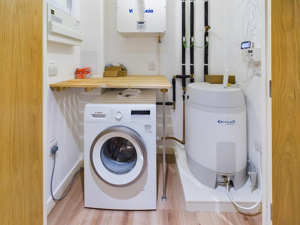 CAM01452G0-PR0097...