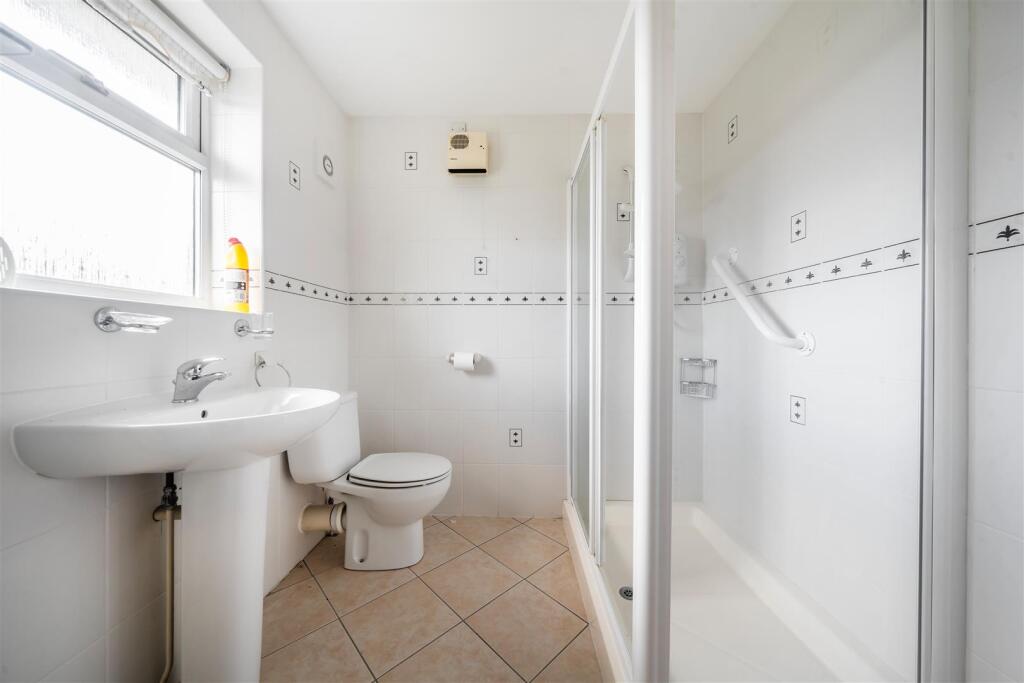 12 The Beeches, Pattishall (2).jpg