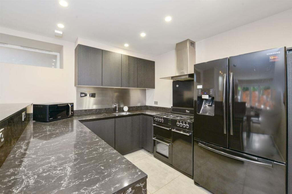 jH5ua2q4.jpeg