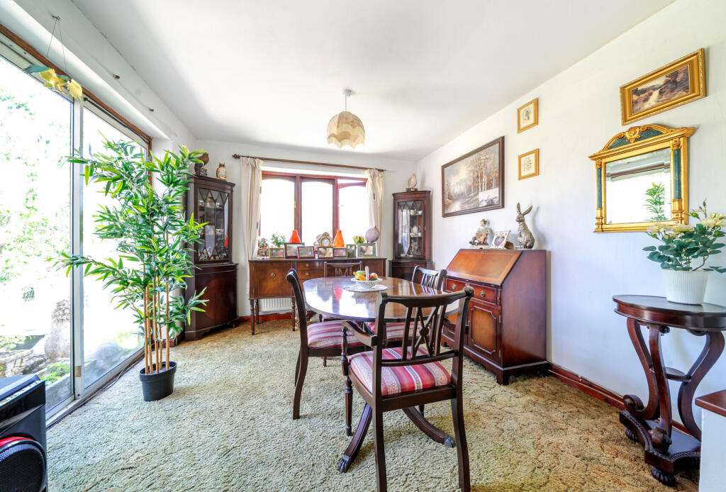 1329612-4-6883824...