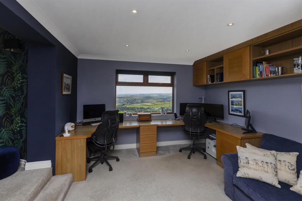 Home Office/Sitting Room
