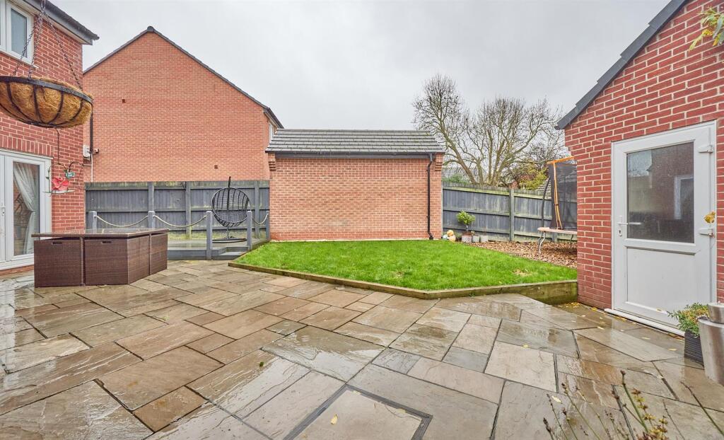 Rookery Close 17.jpg