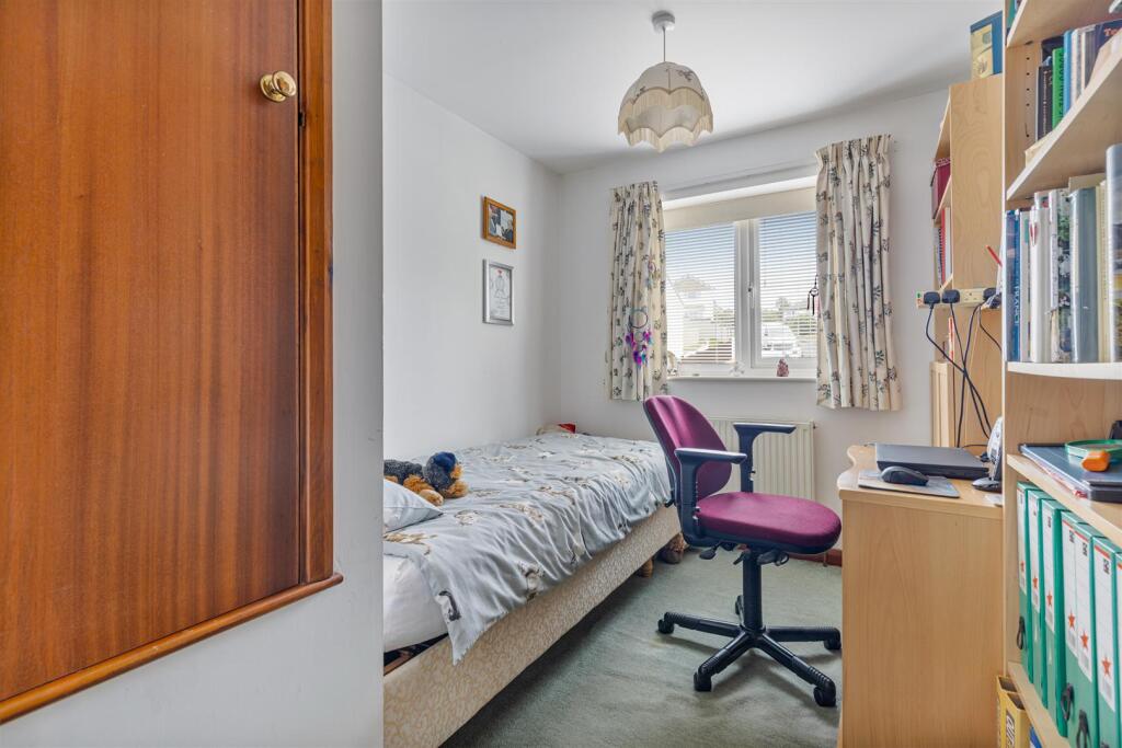 A08 - 64 Vincents Road, Kingsbridge - 251001.jpg