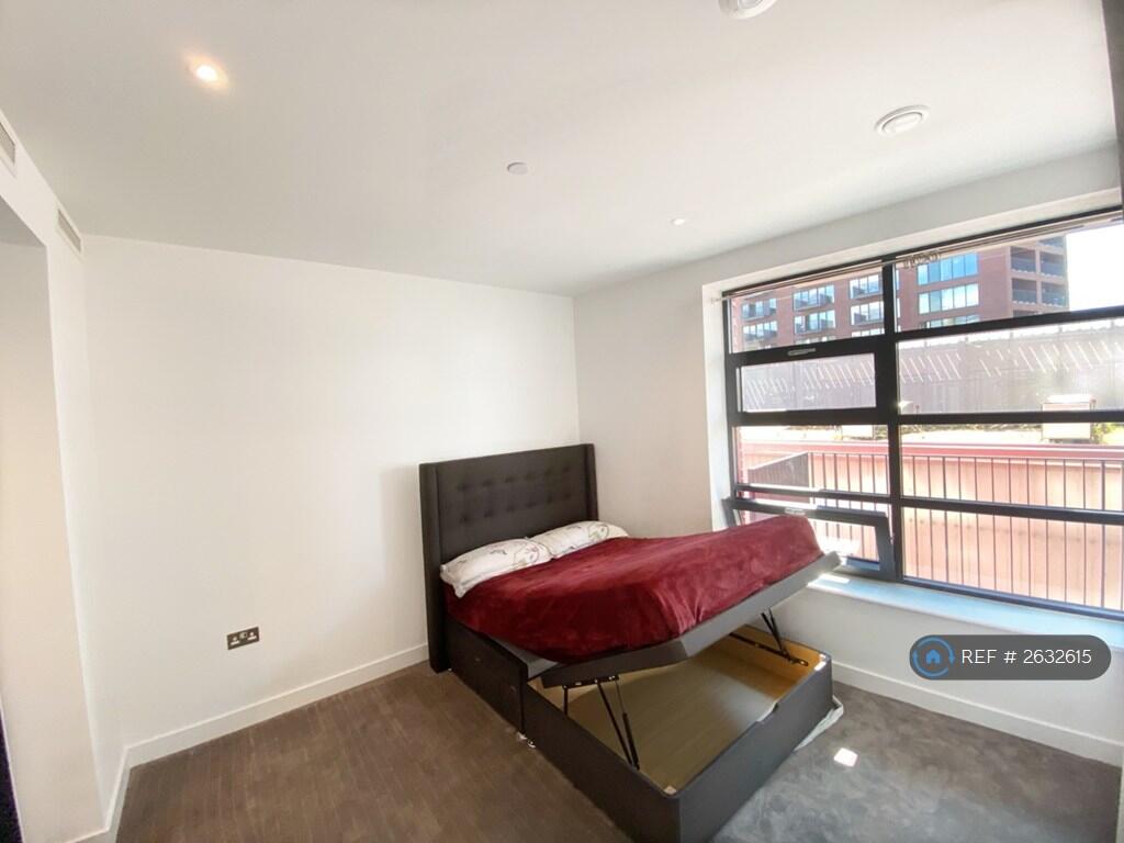 Bed Open At Corner Of The Room