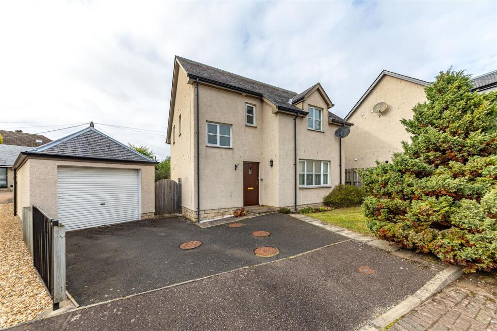 2 Waverley Gardens Darnick 02.JPG