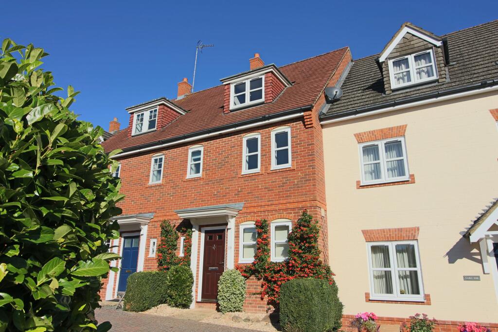 29 Blythe Close main