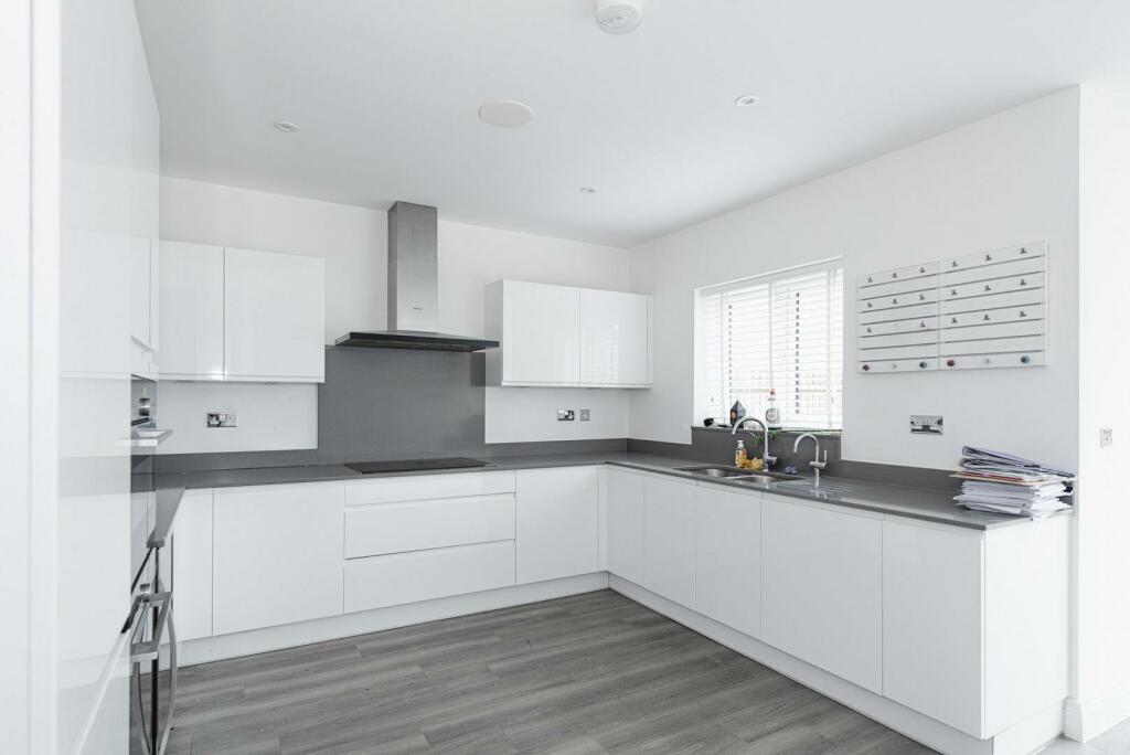 4-Rightmove 6.jpg