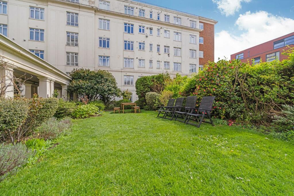 Gardens.jpg