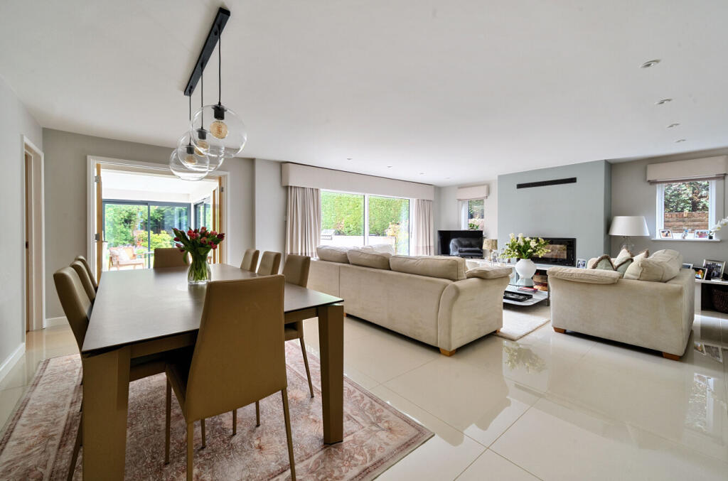 1296858-24-682dc3...