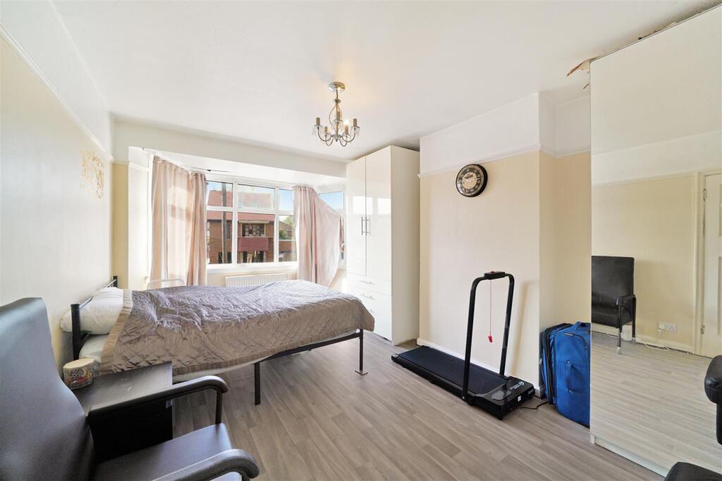 98 Orchard Gate - Qjdhz1SD47gq2KzNjV7y.jpg
