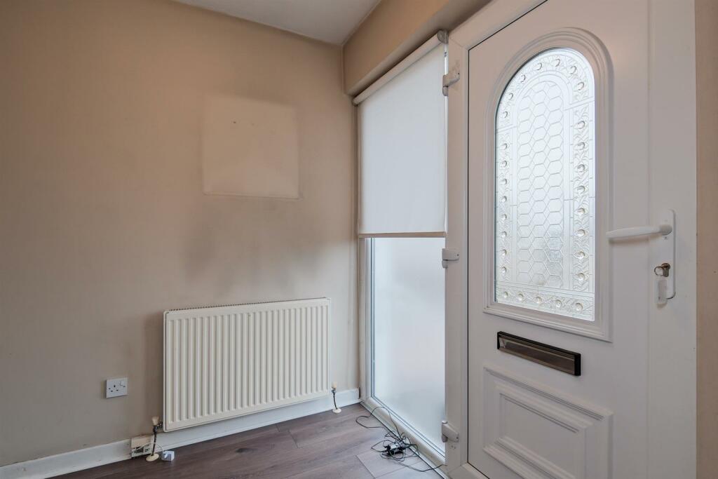 010-22 Ross Gardens Motherwell, ML1 3BE.jpg