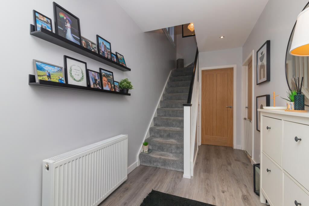 38 Gleniffer Road, Renfrew Pa4 0re L-13