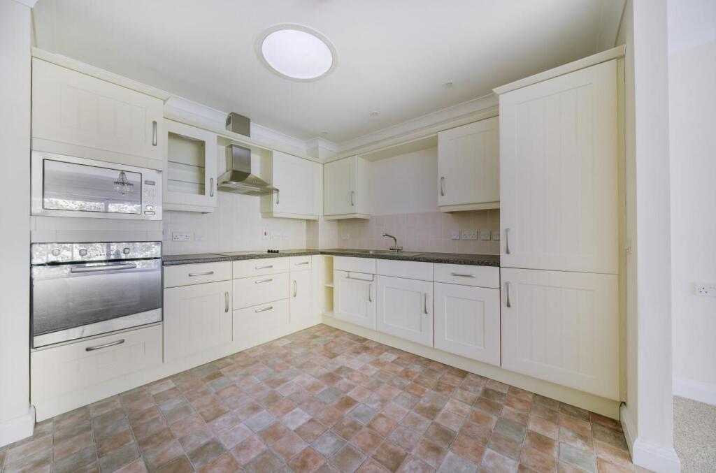 1297094-35-682c4b0cf2710-ARW  14.jpg