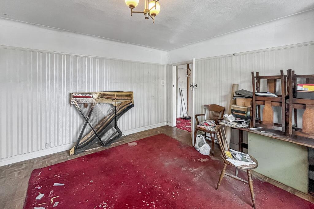 23 Thornton Road, Bromley, Kent BR1 5AP
