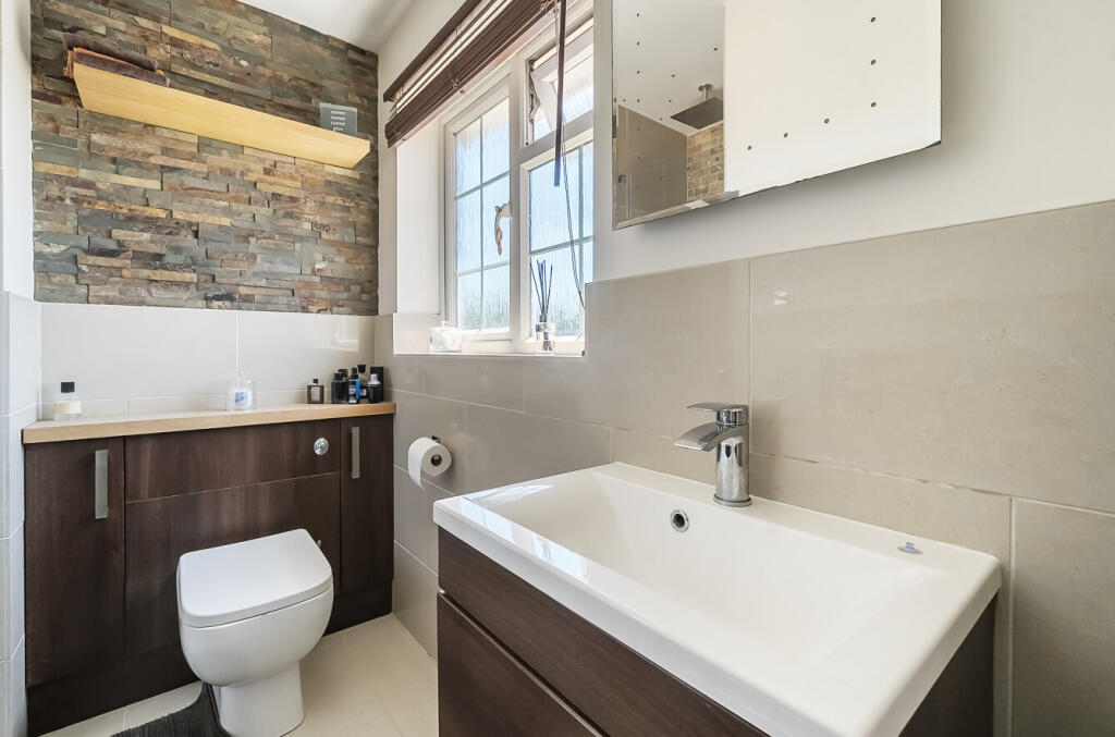 1323854-26-686e6e...