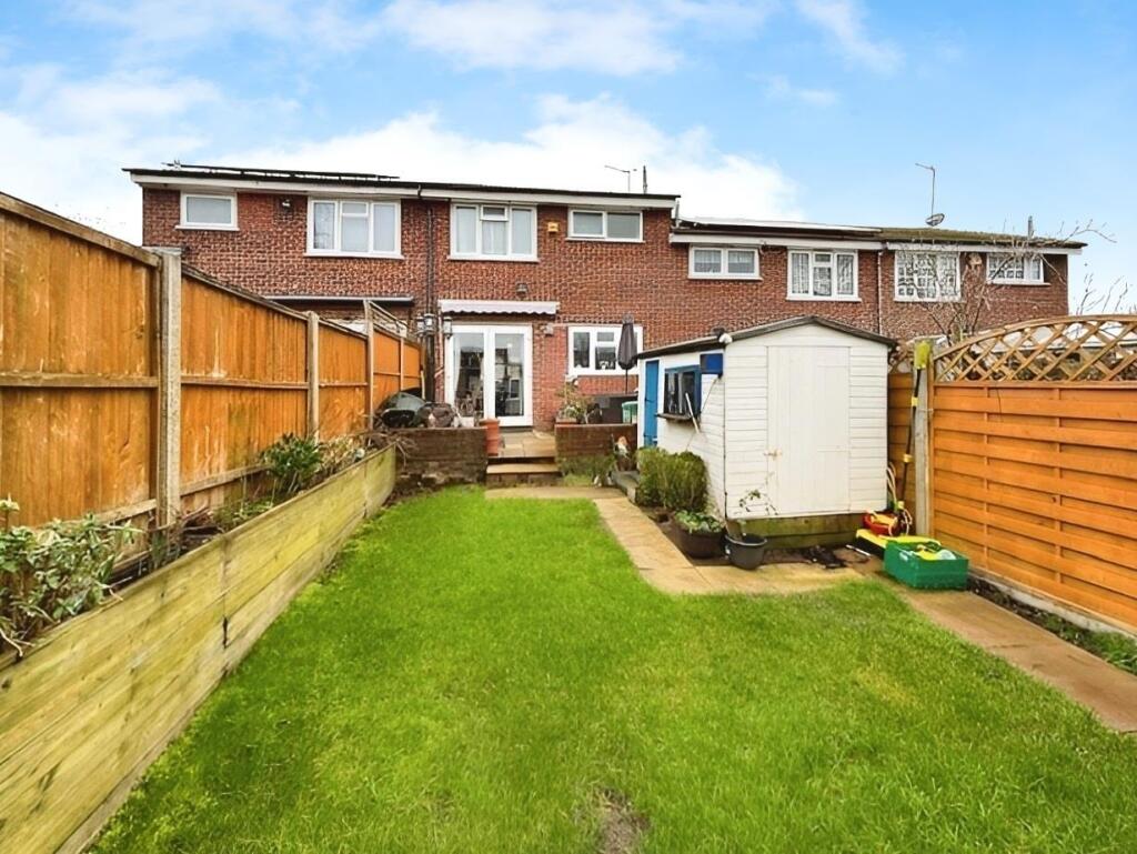 3b04faa0-Garden 203.jpg