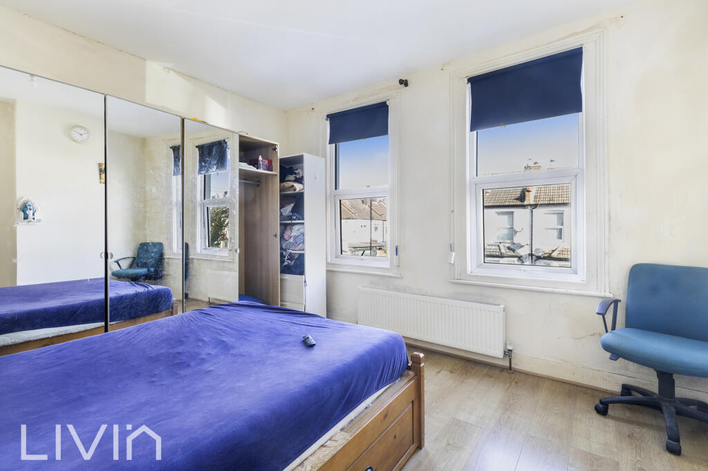 PEMDEVON ROAD  143 - (8)