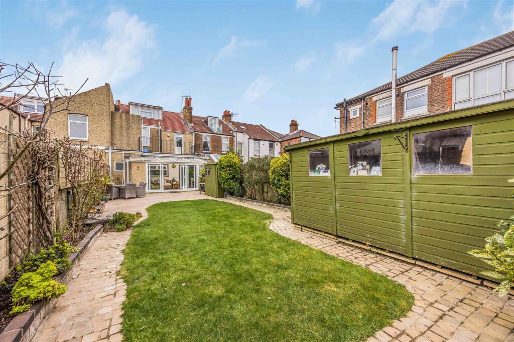 42 Haslemere Road, Southsea-Small-PorticoMarketing
