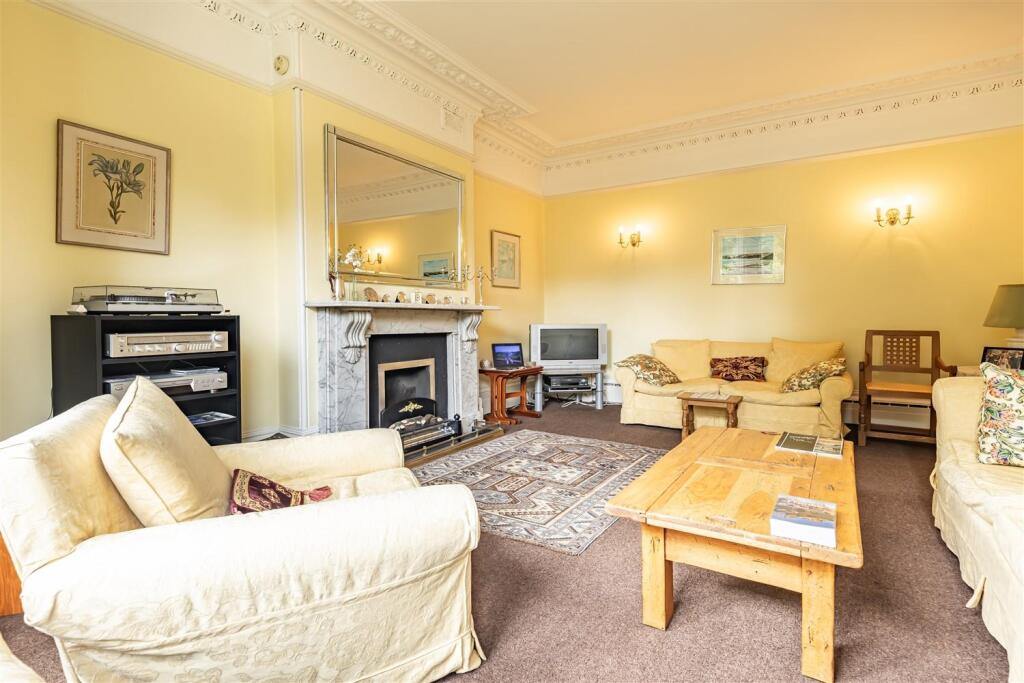 35 Church Hill (6).jpg