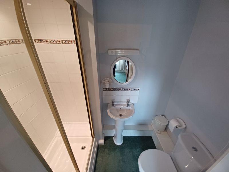 Ensuite