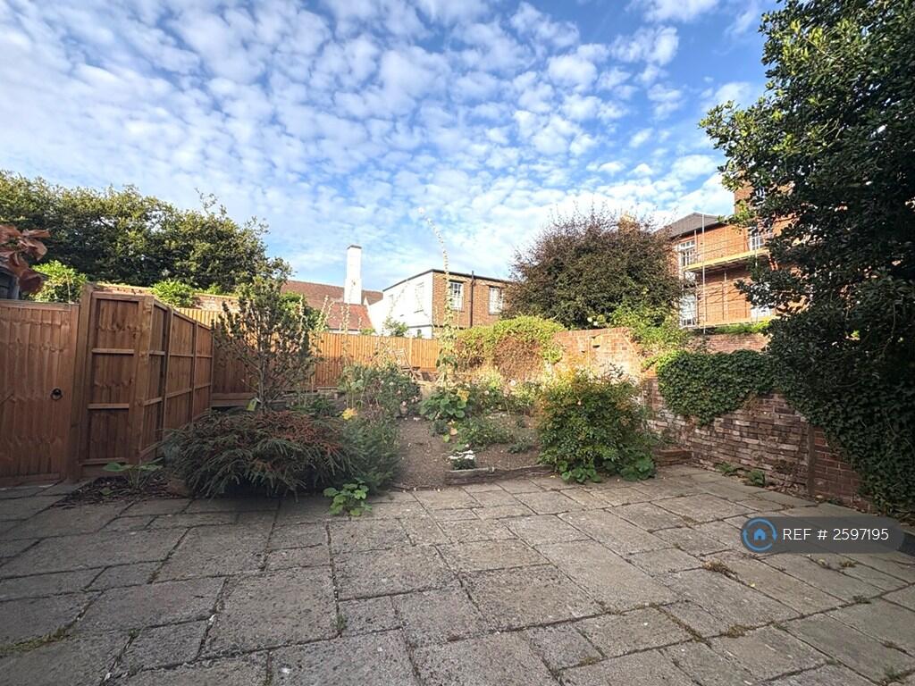 Communal Courtyard Garden, Shared With Two Flats