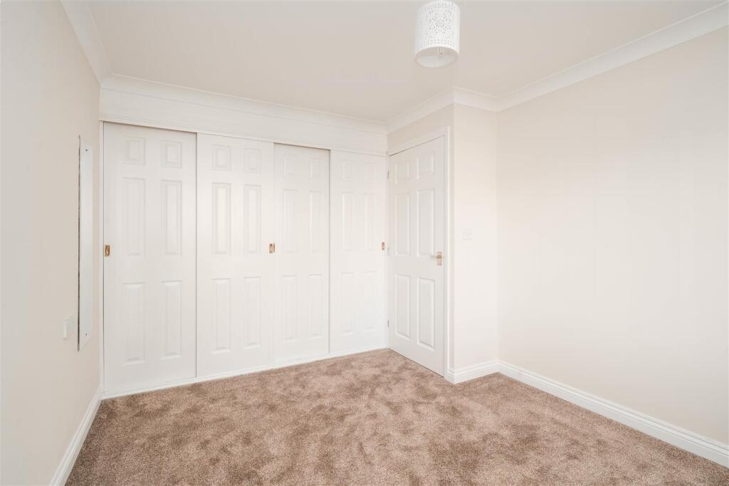Bedroom2-2.jpg