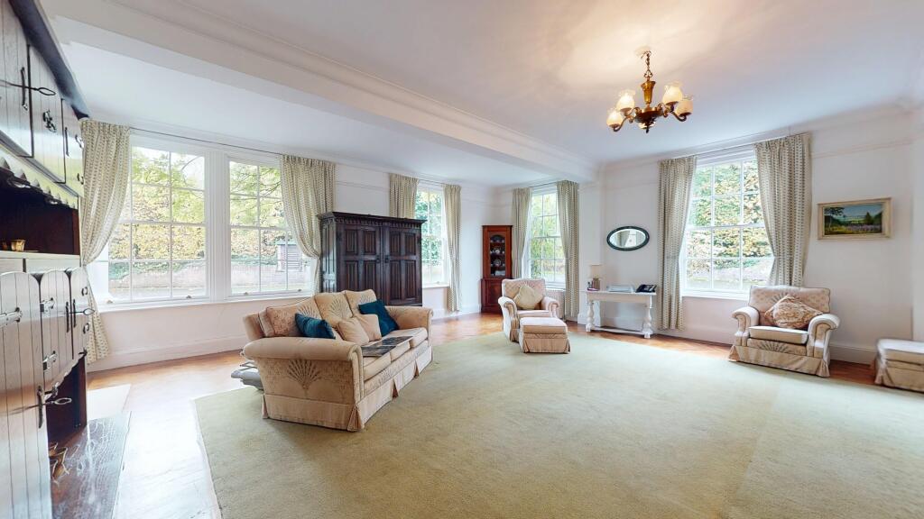 Sowberry Court, Moulsford, Wallingford, Oxfordshire OX10 9JG