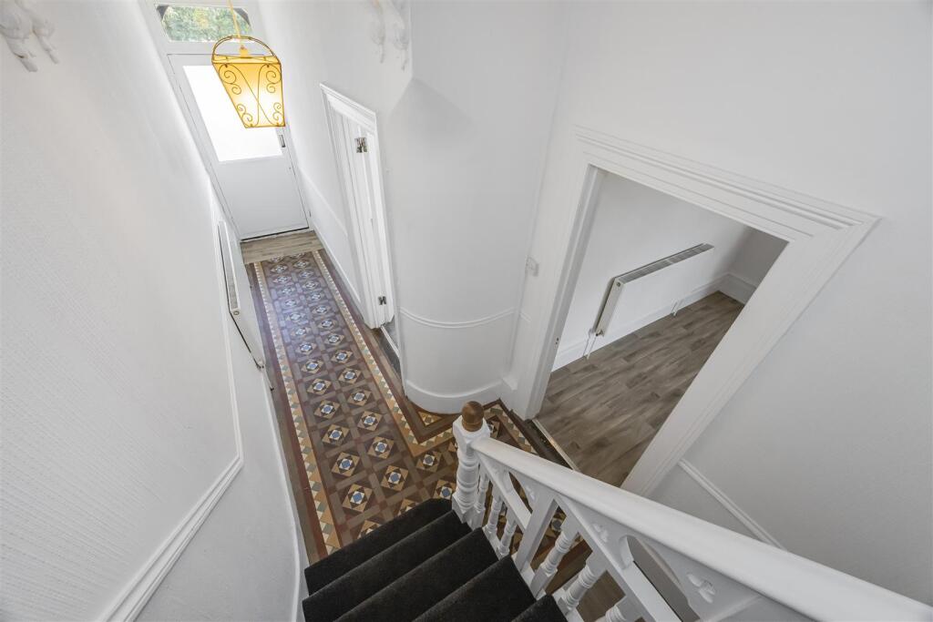 5 Abbots Park Road -013.JPG