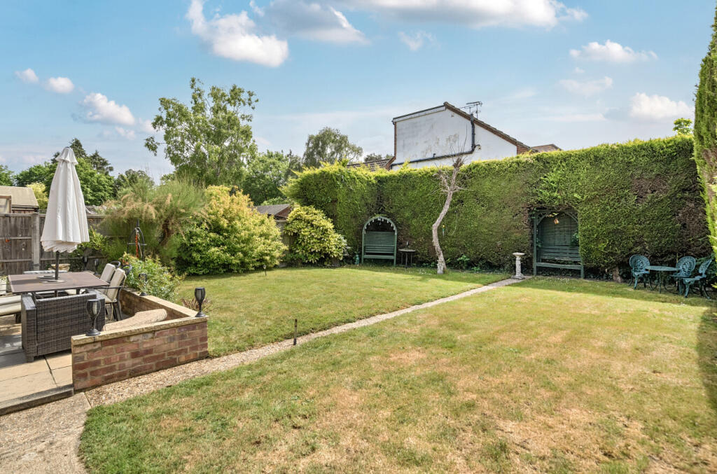 1299464-16-683724...