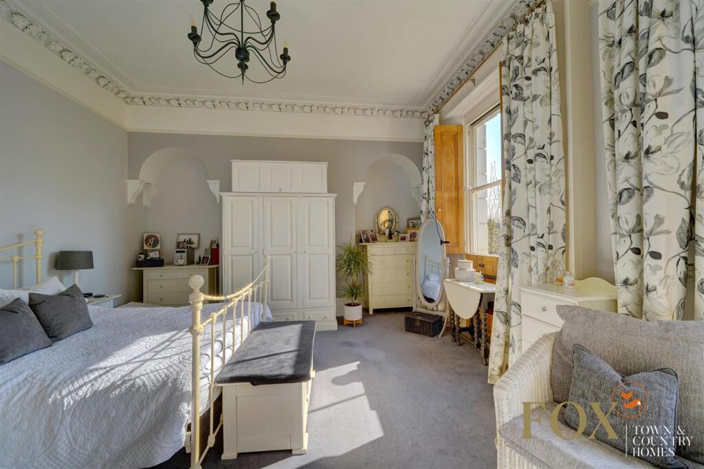 11 Lansdowne Crescent (10).jpg