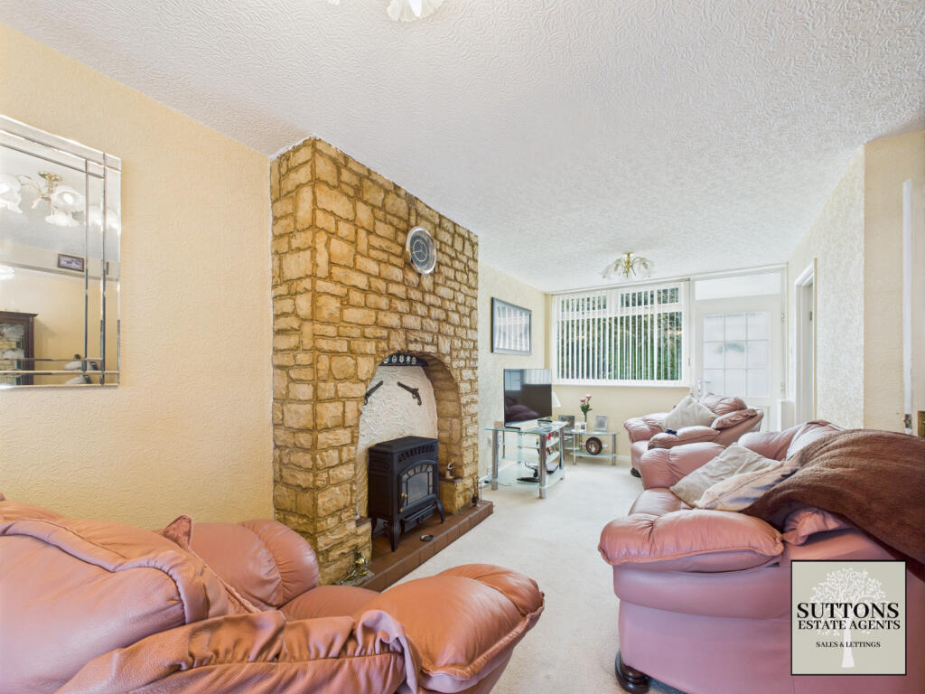 4 Shetland Close, Eastern Green CV5 7LS