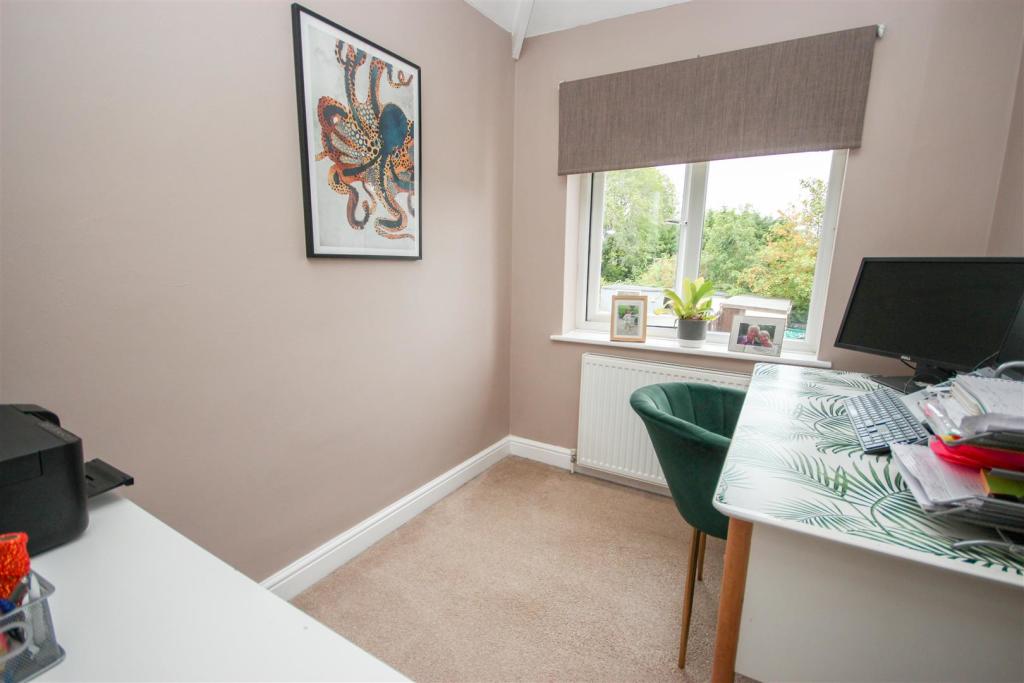 Bedroom 3.jpg